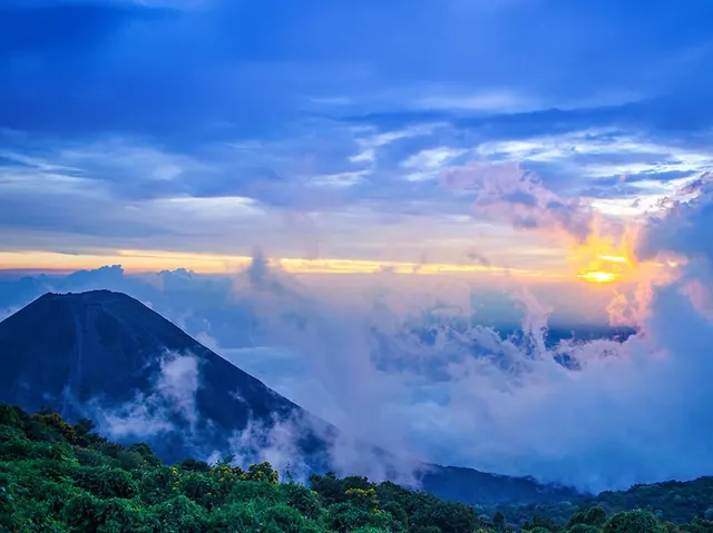 Tour Cerro Verde · El Salvador